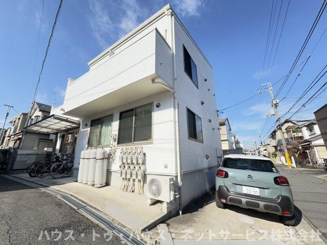 ヒルズ稔台 の外観