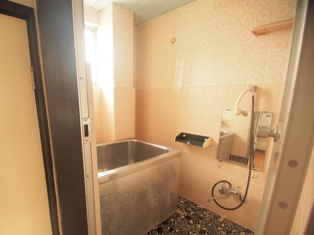 北双葉町　売ビルの浴室