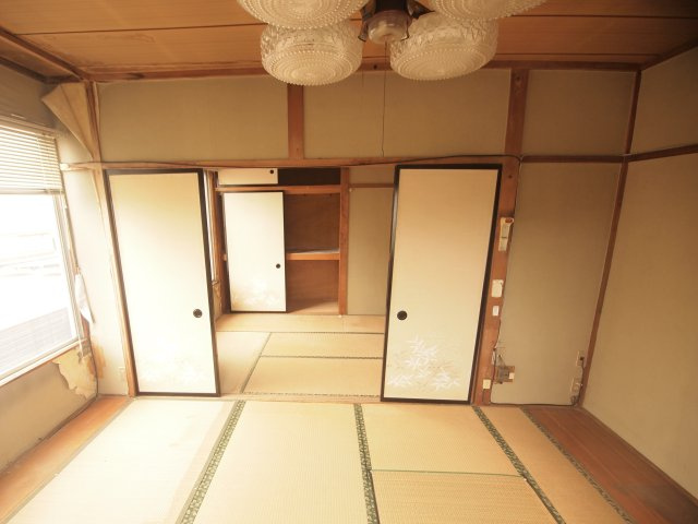 北双葉町　売ビルの和室