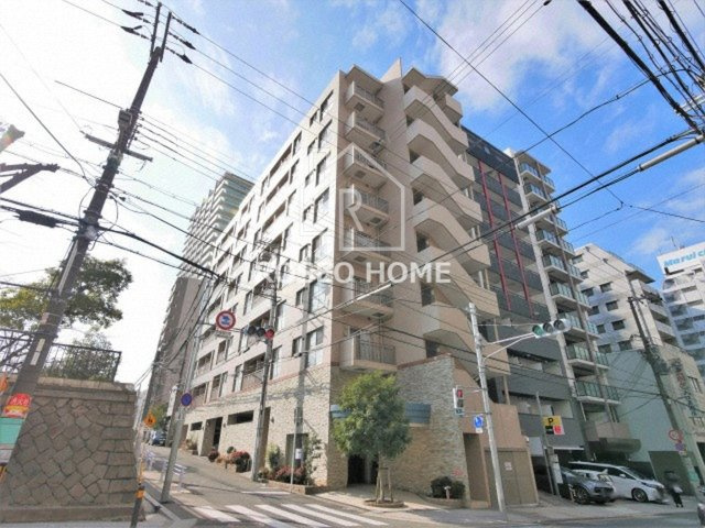 アリス・マナーガーデン谷町の外観