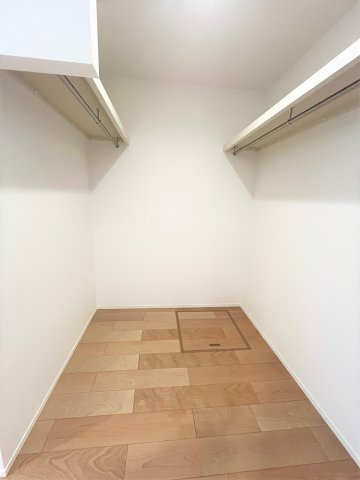 【収納】 | 【仲介手数料３２０万円が無料！】■プレミアム仕様■角地