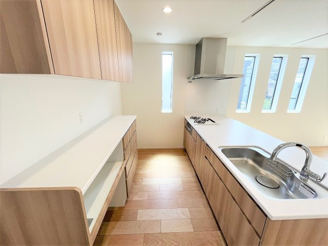 【キッチン】 | 【仲介手数料３２０万円が無料！】■プレミアム仕様■角地