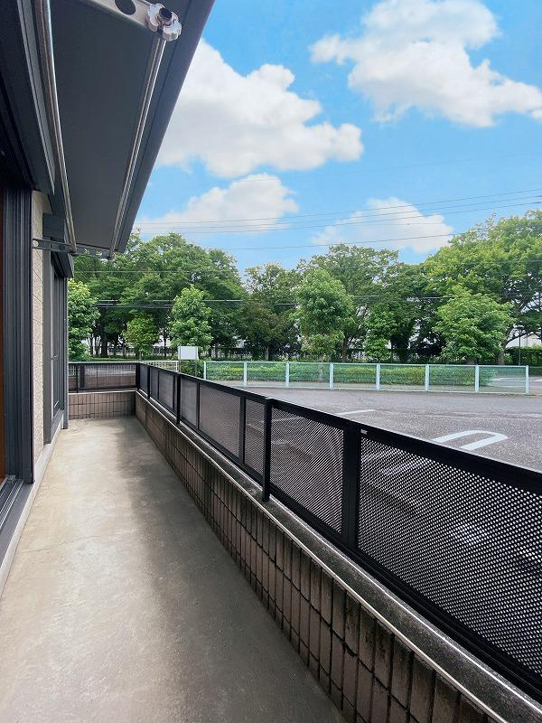バリュージュAのバルコニー