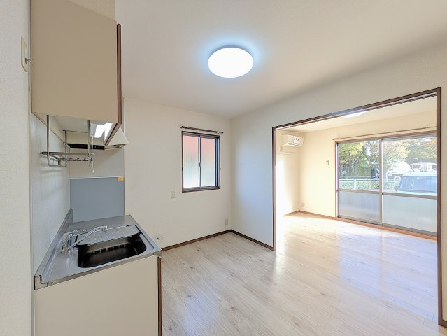 バリュージュAの居間・リビング