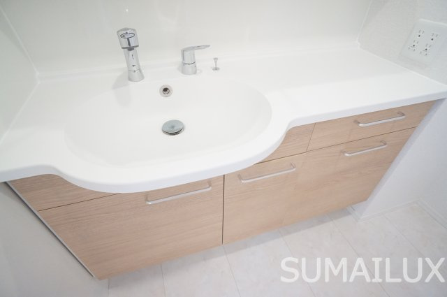 アクアフェリーチェA棟の洗面所