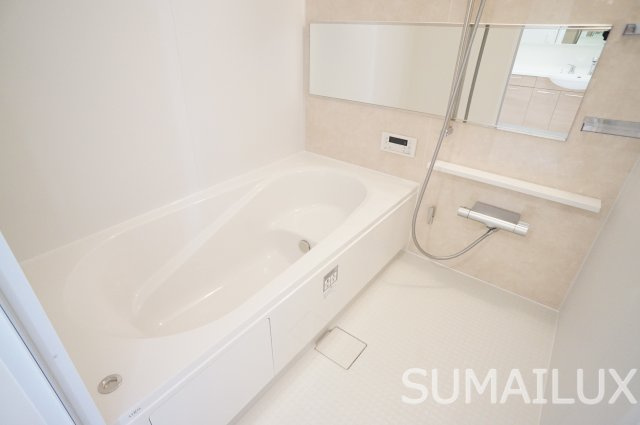 アクアフェリーチェA棟の浴室