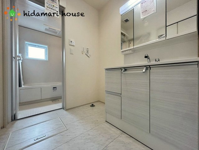 見沼区大谷7期　新築戸建　ブルーミングガーデン01の脱衣所