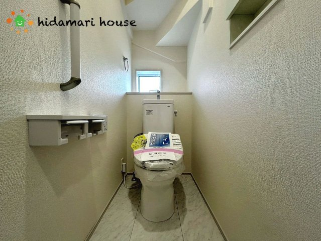 見沼区大谷7期　新築戸建　ブルーミングガーデン01のトイレ