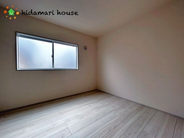 見沼区大谷7期　新築戸建　ブルーミングガーデン01の子供部屋|2階　洋室　5帖