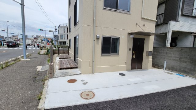 腰越２丁目１３－１５戸建の外観