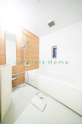 ソレイユ３１０３の浴室