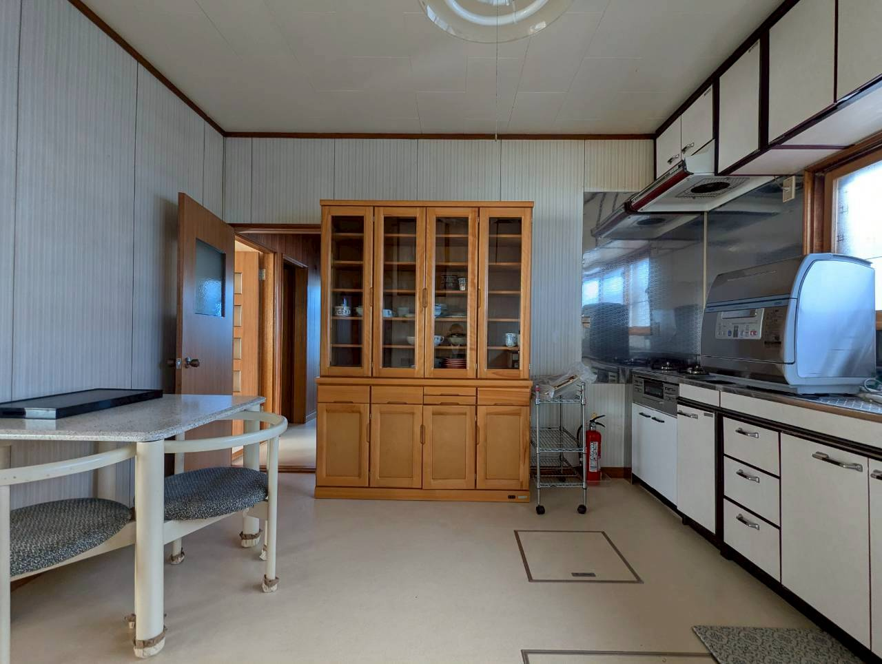 釧路市阿寒町仲町２丁目　中古住宅のキッチン|食器洗浄機つきです