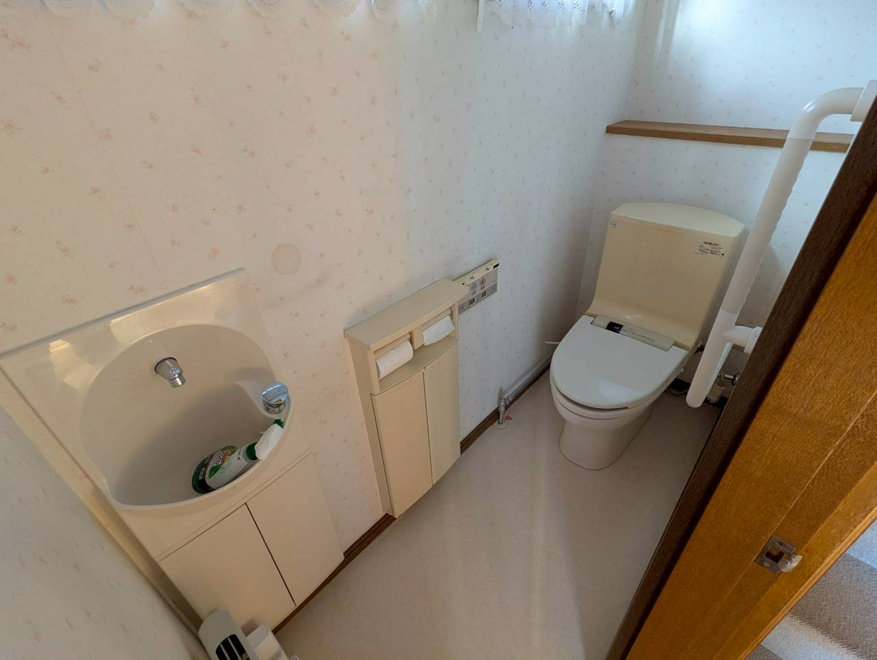 釧路市阿寒町仲町２丁目　中古住宅の冷暖房・空調設備|給湯暖房機（灯油）