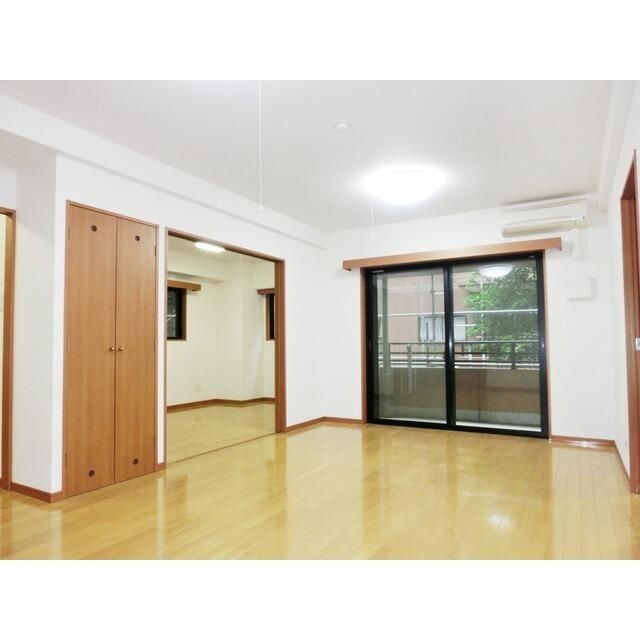 グランリヴィエールの居間・リビング