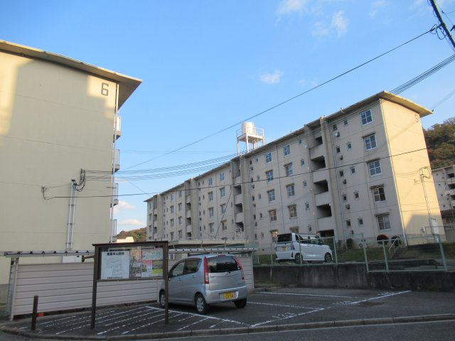 兵庫県公社　姫路青山５号棟