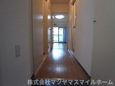 【玄関】 | パラシオン境町