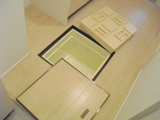 リソ　ステュディオの設備|１階ならではの床下収納