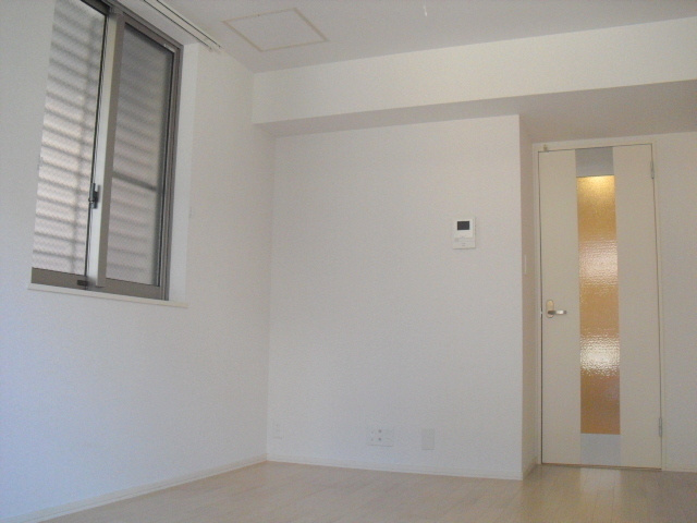 リソ　ステュディオの洋室|南東向き角部屋２面採光　洋室７．８帖