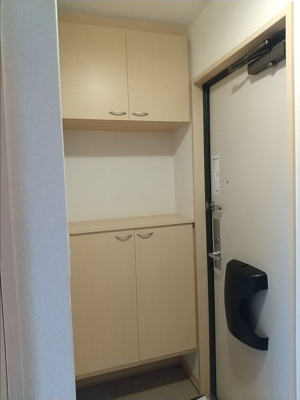 【玄関】 | ヴィラ・メルベーユ