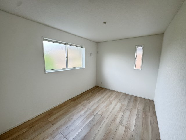 クレイドルガーデン前橋市茂木町第５　１号棟の洋室|2階洋室1です