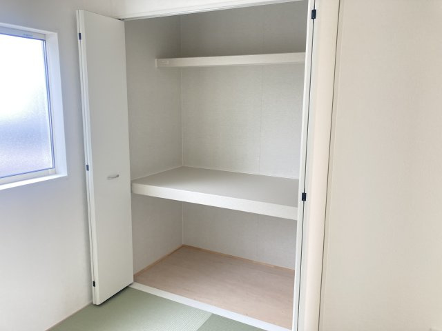 クレイドルガーデン前橋市茂木町第５　１号棟の和室|和室にも収納スペースがあります！