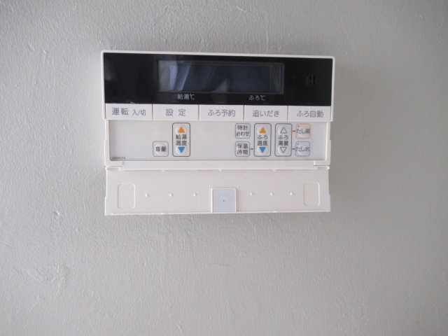 兵庫県公社　姫路市川３号棟の設備|追い炊き機能のあるコントローラー