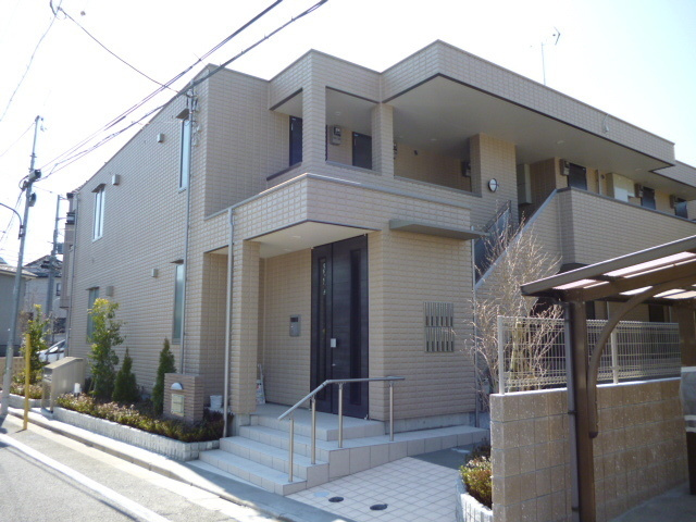 Ｗｏｏｄｍｏｎｔ　Ｃｏｕｒｔの外観|★閑静な住宅街に位置する物件です★