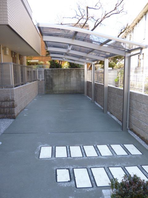 Ｗｏｏｄｍｏｎｔ　Ｃｏｕｒｔのその他共用部分|★屋根付き自転車置場★