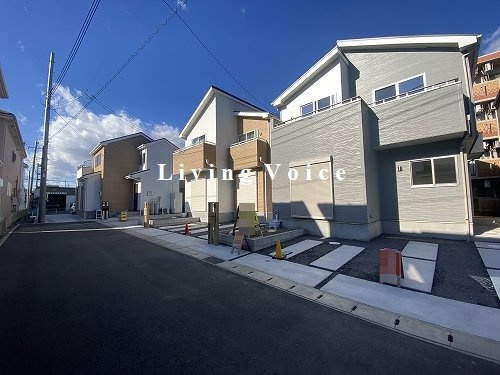 【前面道路含む現地写真】 | 【仲介手数料０円】平塚市四之宮3丁目　中古一戸建て　4号棟　 | 平塚市四之宮3丁目　中古一戸建て　