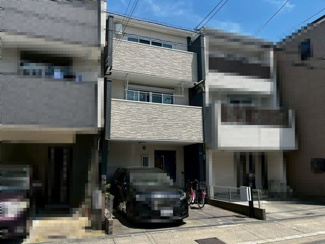 【駐車場】 | 収納スペース充実してますよ！綺麗な室内が保てますね！