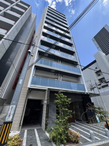 アバンティうめきたの外観