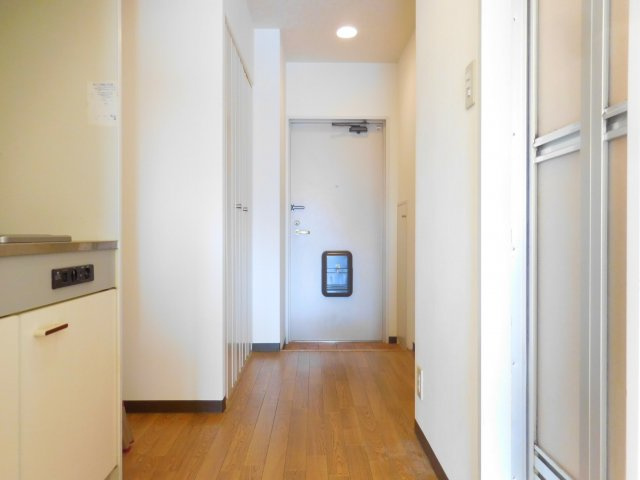 ハイマートさつきの玄関