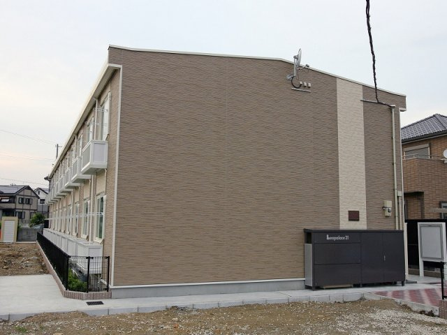 明石市魚住町住吉４丁目のアパート