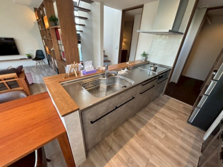 【キッチン】 | 川越市旭町2丁目　築浅未入居戸建　「川越駅」徒歩16分　【大塚小学区】