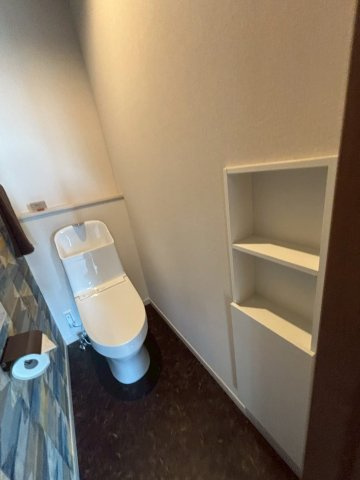 川越市旭町2丁目　築浅未入居戸建　「川越駅」徒歩16分　【大塚小学区】のトイレ