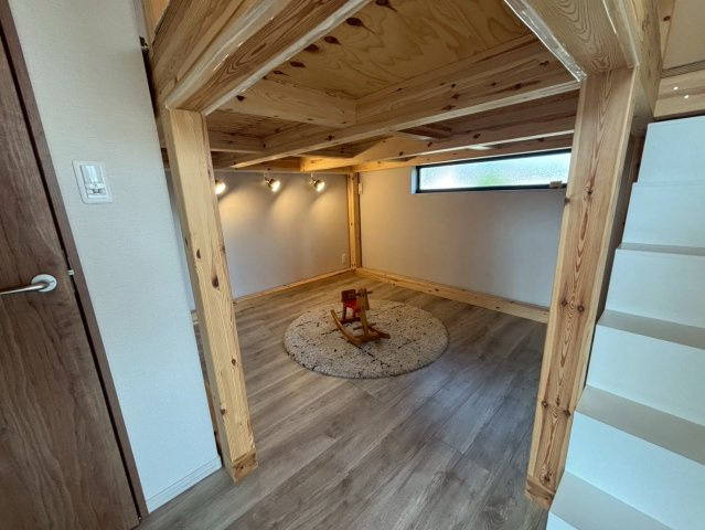 川越市旭町2丁目　築浅未入居戸建　「川越駅」徒歩16分　【大塚小学区】の内装