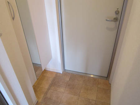 ラフォンテ久米田の玄関|明るい玄関です