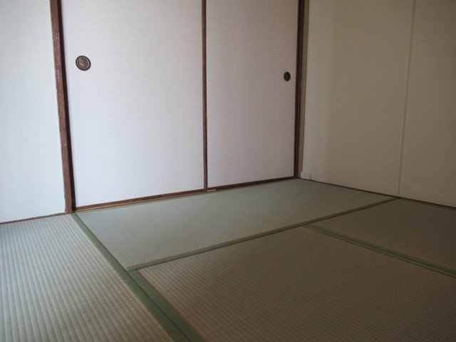 兵庫県公社　東垂水南（２）１号棟のその他|和室です