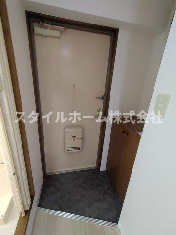 フリベール高見の玄関