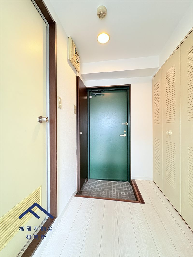 朝日プラザ博多Ⅱの玄関