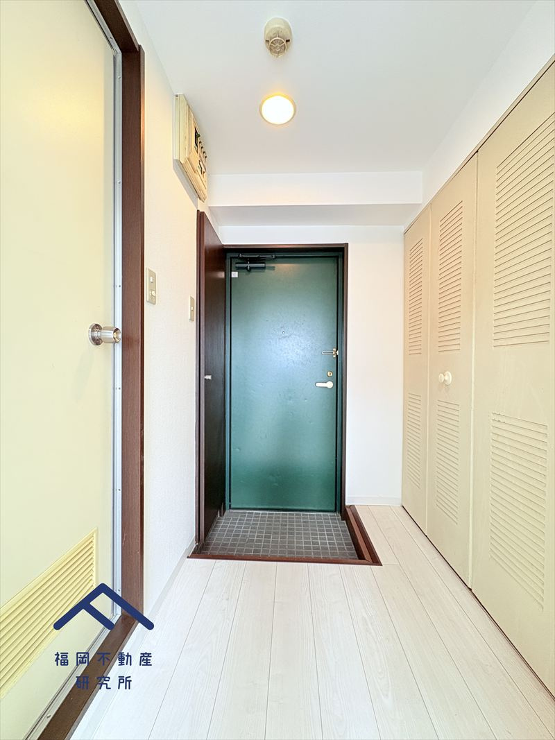 朝日プラザ博多Ⅱの玄関