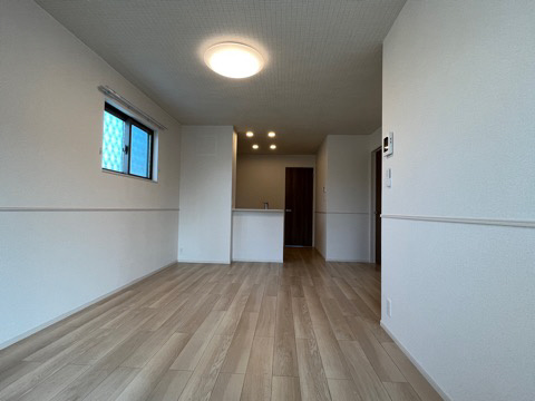 加古川市尾上町池田のアパートの居間・リビング
