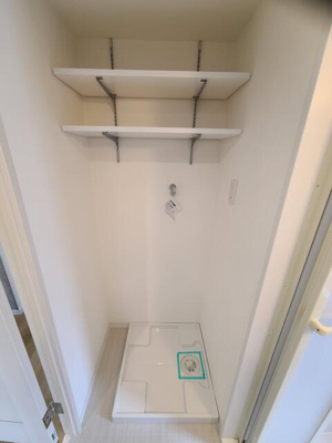 【エントランス】 | メルビ・ケイ | 室内洗濯機置き場