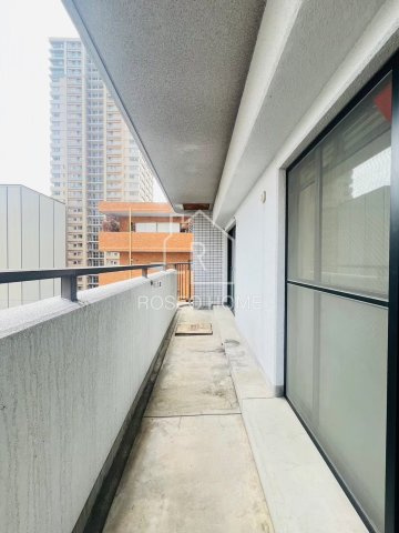 日宝サンフラッツ上町台のバルコニー