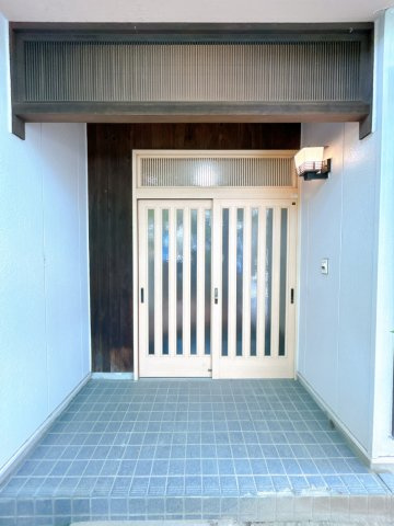 リフォーム中古戸建　一宮市花池2丁目　平成元年築の玄関