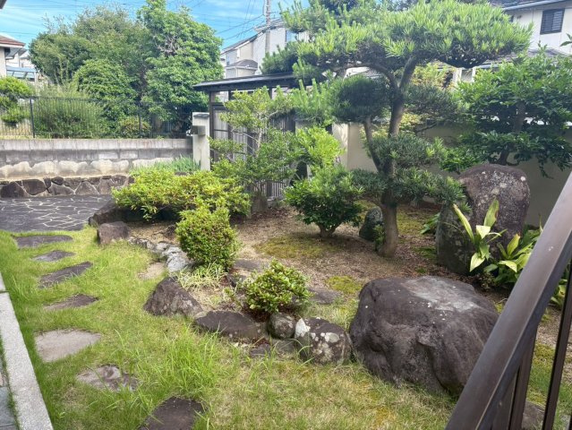 三木市緑が丘町東3丁目　中古の庭