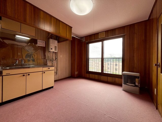 イナヤマコーポラスの居間・リビング