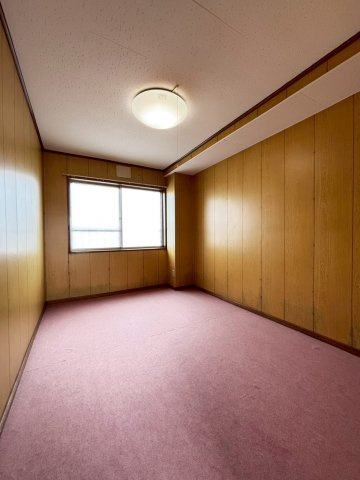 イナヤマコーポラスの洋室