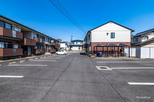 トミユウ・ボラタ Aの駐車場