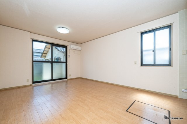 トミユウ・ボラタ Aの居間・リビング